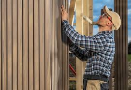 Best Engineered Wood Siding  in Hutchinson, MN